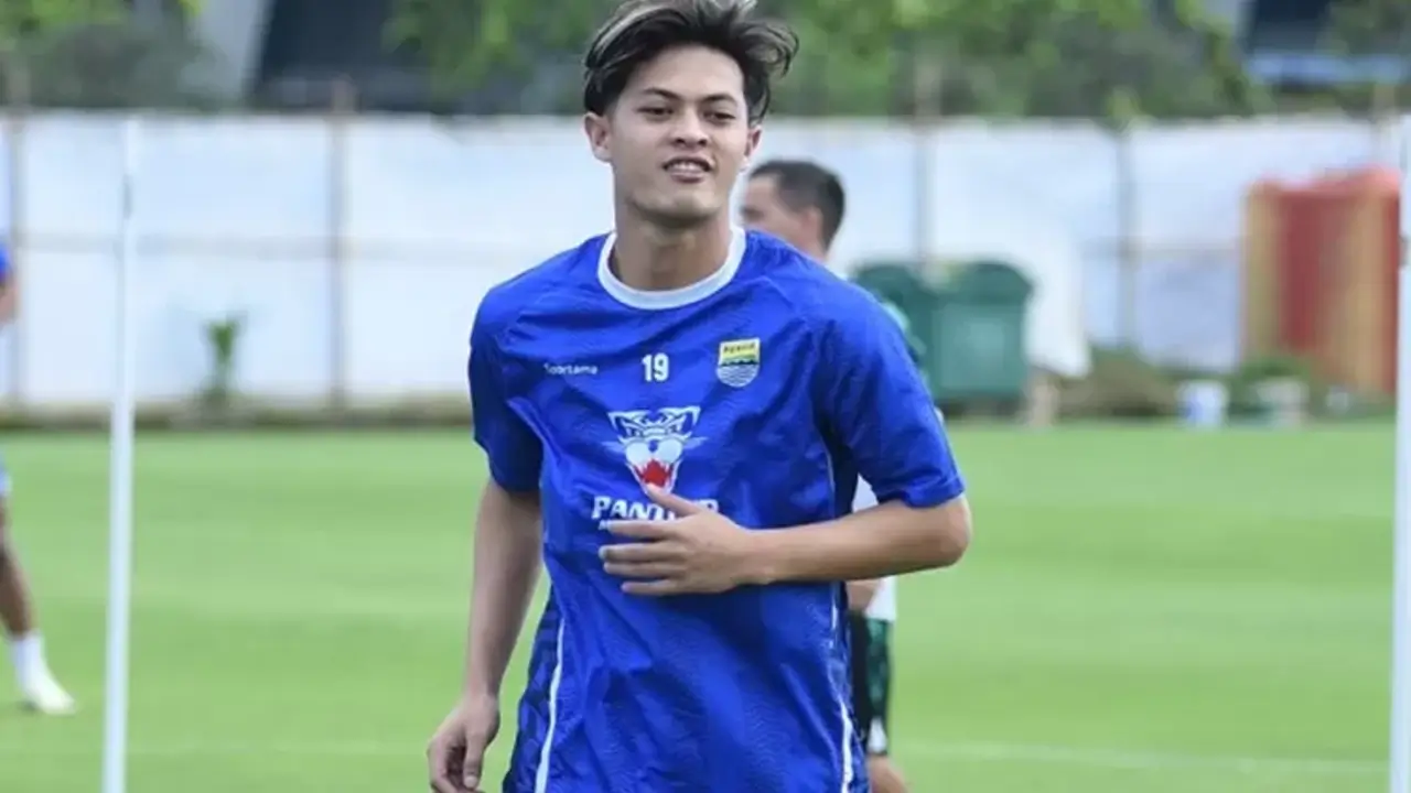 Alfeandra Dewangga Dipinjamkan ke Bali United Alfeandra Dewangga Dipinjamkan ke Bali United