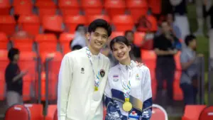 Viral Momen Romantis Alfin Daniel Pratama dan Catherine Usai Final Voli SEA Games 2025
