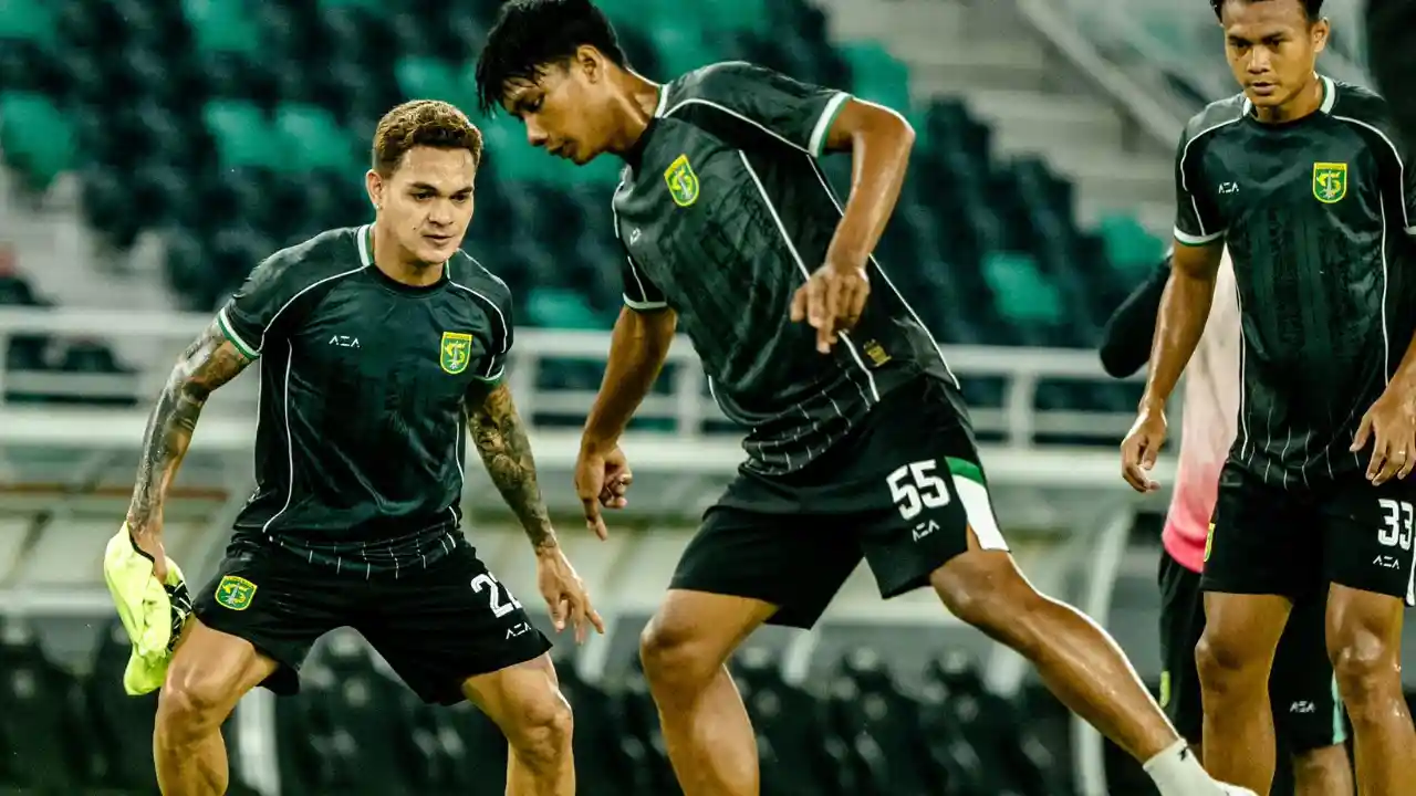 Babak Pertama Persebaya Tahan Imbang Borneo FC