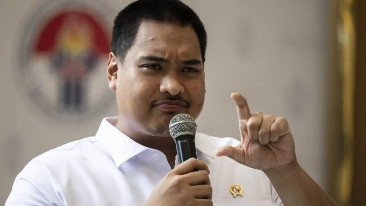 Dito Ariotedjo Tepis Isu Artis DK Jadi Orang Ketiga Dito Ariotedjo Tepis Isu Artis DK Jadi Orang Ketiga