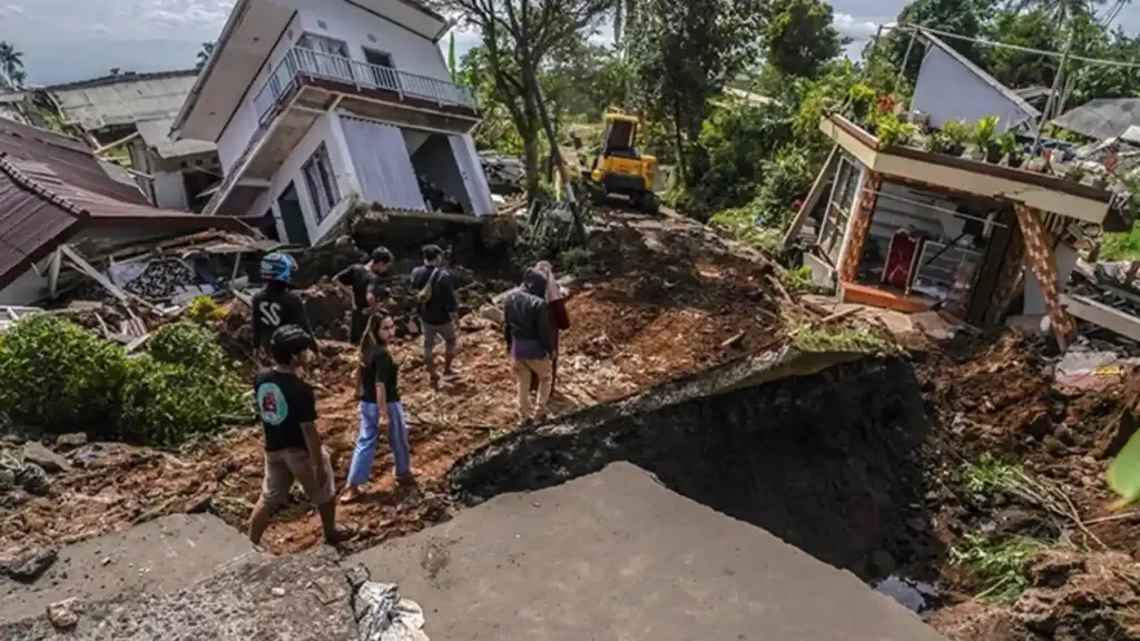 Gempa Bumi Megathrust