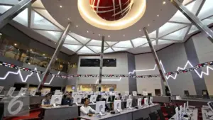 IHSG Tertekan ke Zona Merah, Saat Saham SUPA Malah Cetak ARA