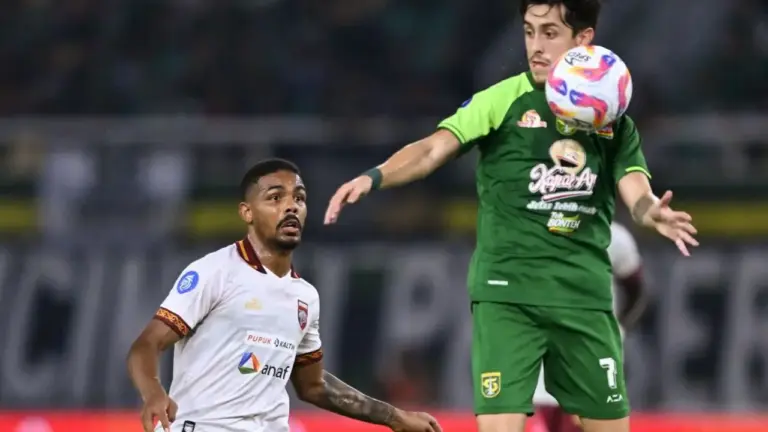 Persebaya Surabaya vs Borneo FC