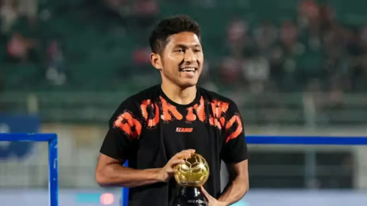 Fajar Fathurrahman Resmi Pamit dari Borneo FC Samarinda Fajar Fathurrahman Resmi Pamit dari Borneo FC Samarinda