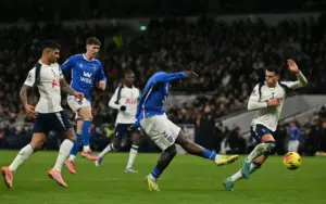 Tottenham vs Sunderland Imbang 1-1, Statistik Berimbang di London