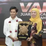 Kritik Warnai Penyambutan Valen Dangdut Academy 7 di Gedung Negara Grahadi
