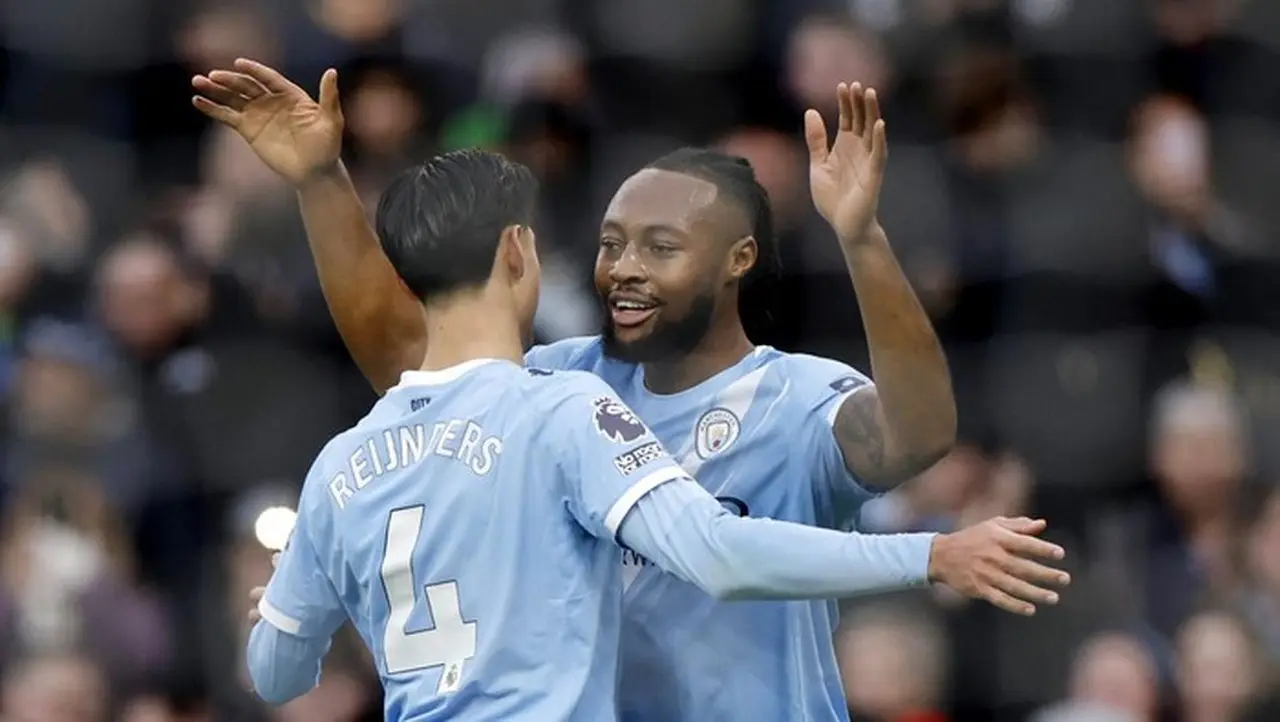 Manchester City Kembali ke Jalur Kemenangan, Taklukkan Wolves 2-0 di Liga Inggris Manchester City Kembali ke Jalur Kemenangan, Taklukkan Wolves 2-0 di Liga Inggris