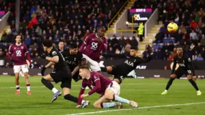 Hasil Imbang 2-2: Burnley Tahan Tottenham Hotspur di Turf Moor