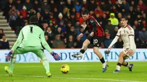Babak Pertama Liga Inggris: Bournemouth Kejutkan Liverpool dengan Skor 2-1