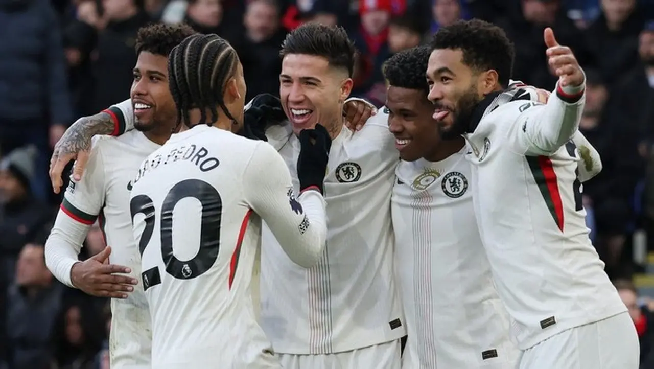 Chelsea Gasak Crystal Palace 3-1, Merangkak ke Peringkat Empat Klasemen Liga Inggris Chelsea Gasak Crystal Palace 3-1, Merangkak ke Peringkat Empat Klasemen Liga Inggris