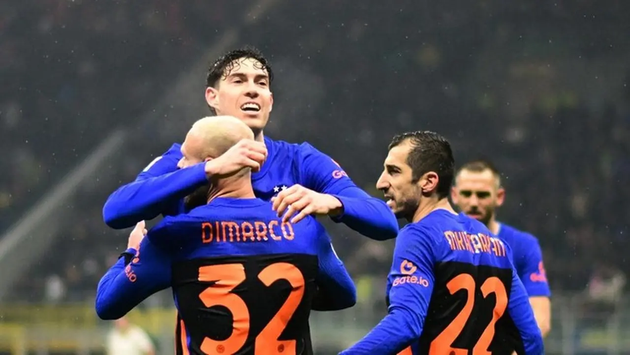 Klasemen Liga Italia: Inter Milan Kokoh di Puncak, AC Milan Tertahan di Kandang AS Roma Klasemen Liga Italia: Inter Milan Kokoh di Puncak, AC Milan Tertahan di Kandang AS Roma