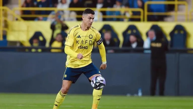 Al Nassr Keok 1-2 dari Al Qadsiah, Gol Penalti Ronaldo Tak Mampu Selamatkan Tim Al Nassr Keok 1-2 dari Al Qadsiah, Gol Penalti Ronaldo Tak Mampu Selamatkan Tim