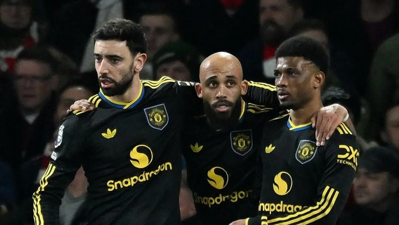 Amad Diallo Ejek Fans Arsenal: “Harapanmu Cuma Korner!” Amad Diallo Ejek Fans Arsenal: “Harapanmu Cuma Korner!”