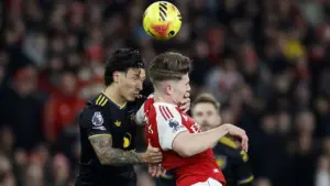 Jamie Carragher: Arsenal Tak Lemah Mental, Tapi Tumpul di Lini Depan