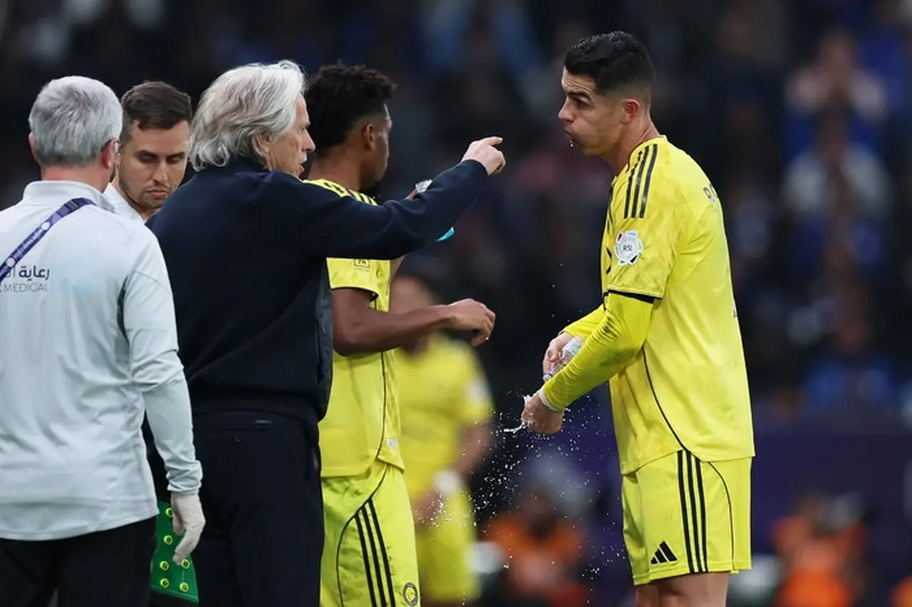 Jorge Jesus Larang Cristiano Ronaldo Ambil Tembakan Bebas, Ini Penjelasan Al Nassr Jorge Jesus Larang Cristiano Ronaldo Ambil Tembakan Bebas, Ini Penjelasan Al Nassr