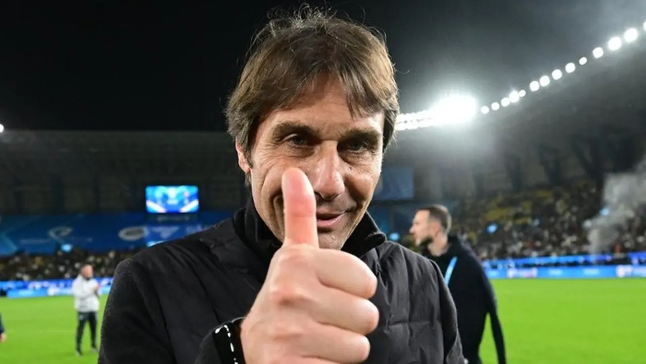 Antonio Conte Kenal Dalam Chelsea Jelang Laga Napoli di Liga Champions Antonio Conte Kenal Dalam Chelsea Jelang Laga Napoli di Liga Champions