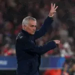 Drama Lisbon: Mourinho Akui Ketegangan Tertinggi Saat Benfica Lolos ke Playoff Liga Champions