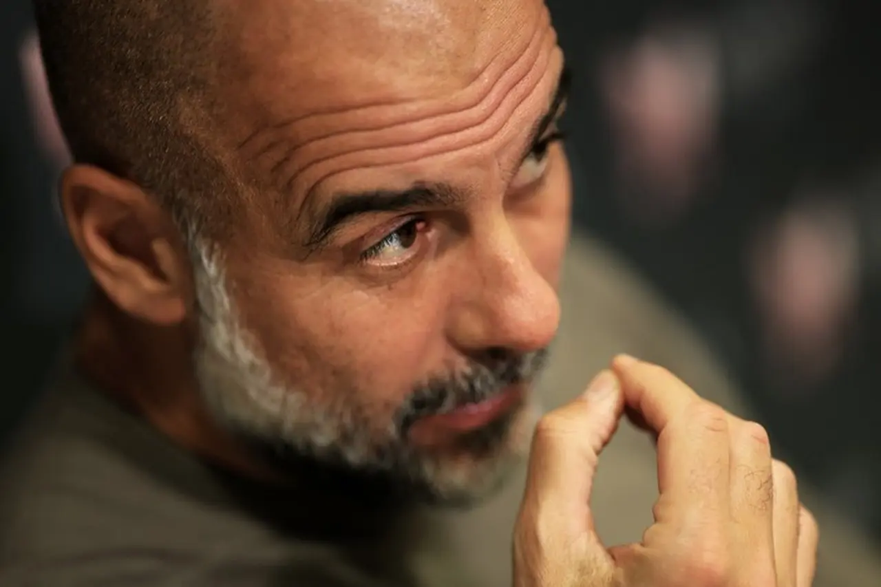 Pep Guardiola Pilu Dukung Palestina: Mereka Ditinggalkan Sendirian oleh Penguasa Pengecut Pep Guardiola Pilu Dukung Palestina: Mereka Ditinggalkan Sendirian oleh Penguasa Pengecut