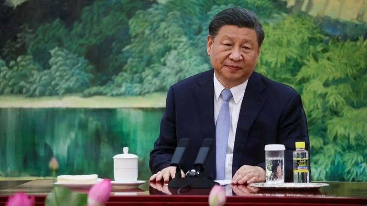 Bola Kemenangan MU atas Arsenal Diberikan ke Presiden China Xi Jinping