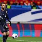 Fabrizio Romano: Maarten Paes Gabung Ajax Amsterdam Minggu Ini, Dikontrak Hingga 2029