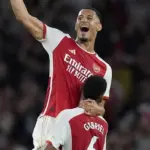 Sol Campbell: Gabriel-Saliba Bisa Jadi Duet Top Arsenal, Tapi Harus Juara Dulu