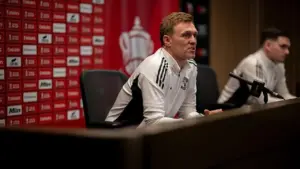 Darren Fletcher Siap Pimpin Manchester United Hingga Akhir Musim Jika Diminta