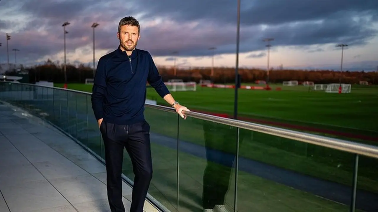 Profil Michael Carrick: Dari Legenda Pemain Hingga Nahkoda Interim Manchester United Profil Michael Carrick: Dari Legenda Pemain Hingga Nahkoda Interim Manchester United