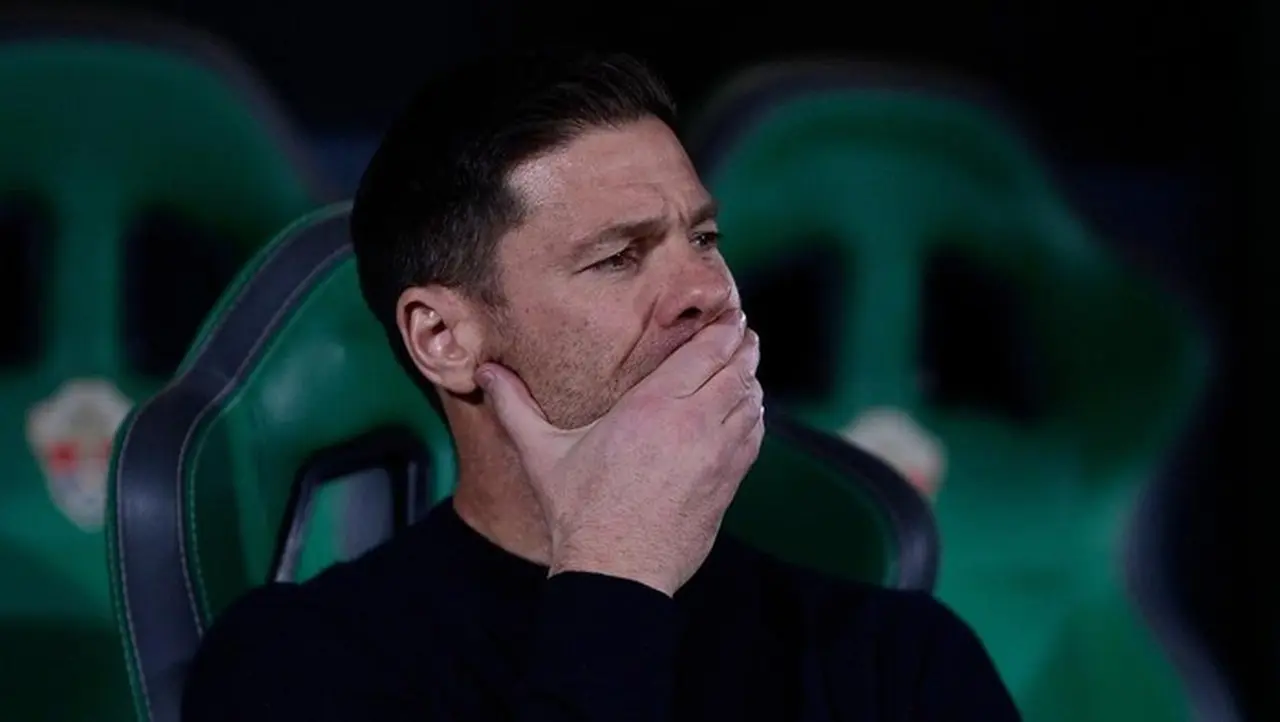 Bos Barcelona Deco Kaget Xabi Alonso Dipecat Real Madrid, Akui Situasi Pelatih Sulit