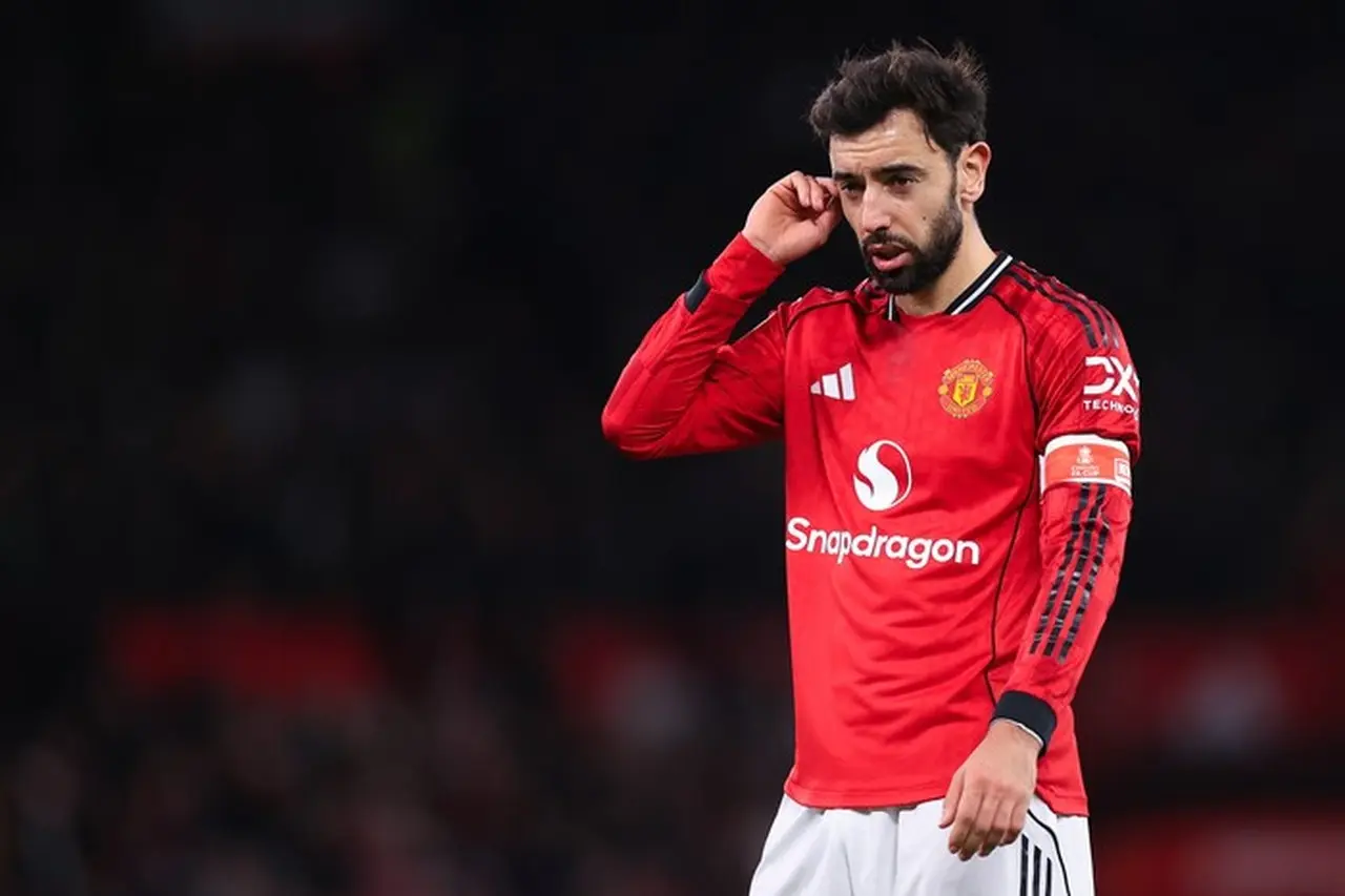 Bruno Fernandes Frustrasi di Manchester United, Klub Arab Saudi dan Bayern Munich Mengintai Bruno Fernandes Frustrasi di Manchester United, Klub Arab Saudi dan Bayern Munich Mengintai