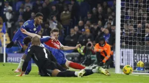 Blunder Fatal Sanchez Warnai Kekalahan Chelsea dari Arsenal di Semifinal Piala Liga