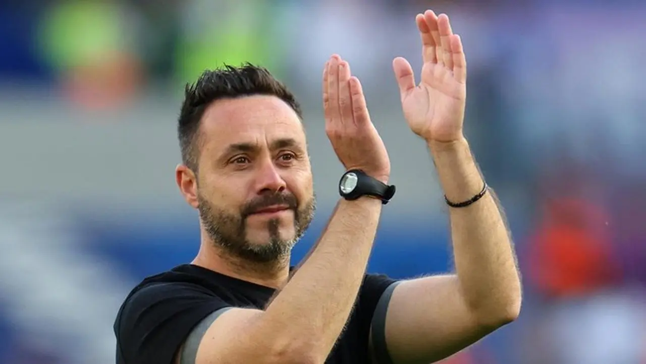Rio Ferdinand Rekomendasikan Roberto De Zerbi sebagai Manajer Manchester United Berikutnya Rio Ferdinand Rekomendasikan Roberto De Zerbi sebagai Manajer Manchester United Berikutnya