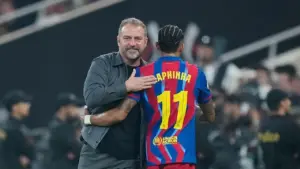 Raphinha Ungkap Niat Hengkang dari Barcelona, Hansi Flick Jadi Kunci