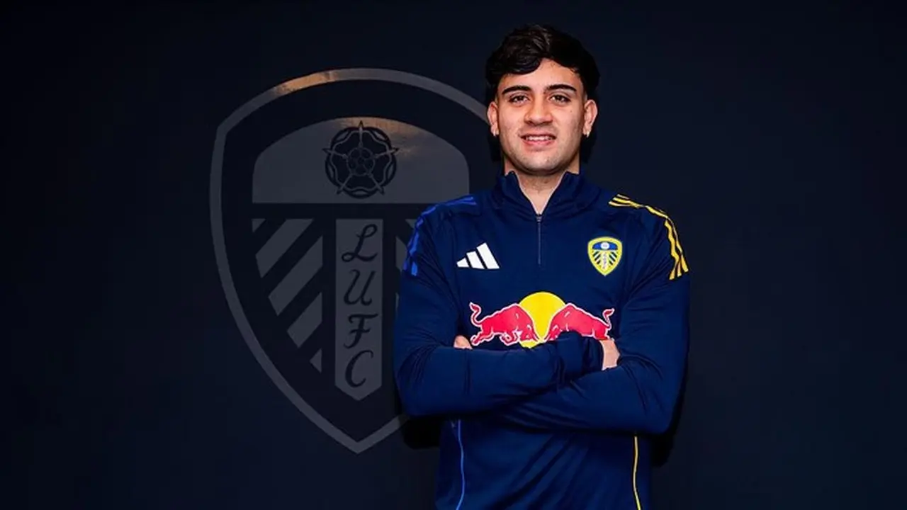 Facundo Buonanotte Pindah ke Leeds United Setelah Dipinjamkan Chelsea Facundo Buonanotte Pindah ke Leeds United Setelah Dipinjamkan Chelsea