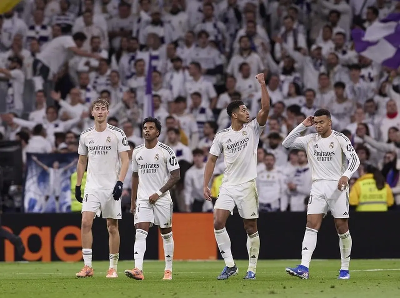 Real Madrid Imbau Suporter Tak Cemooh Pemain Saat Hadapi Levante Real Madrid Imbau Suporter Tak Cemooh Pemain Saat Hadapi Levante