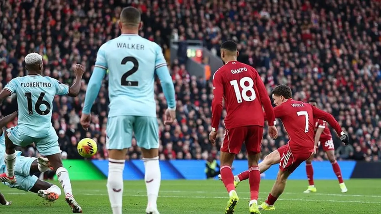 Liverpool Unggul 1-0 atas Burnley Berkat Gol Florian Wirtz, Szoboszlai Gagal Penalti