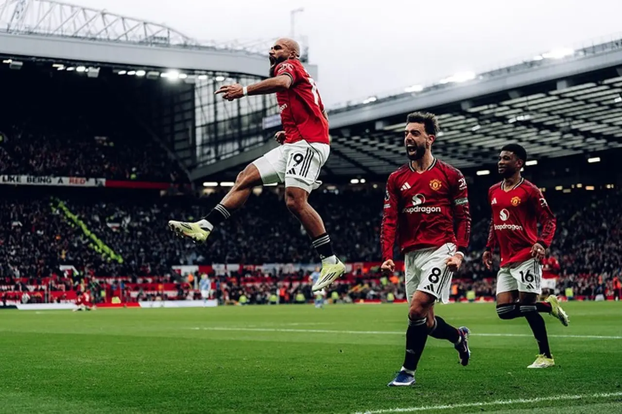 Wayne Rooney: Semangat Juang Manchester United Kembali, Ini DNA Sejati Klub Wayne Rooney: Semangat Juang Manchester United Kembali, Ini DNA Sejati Klub