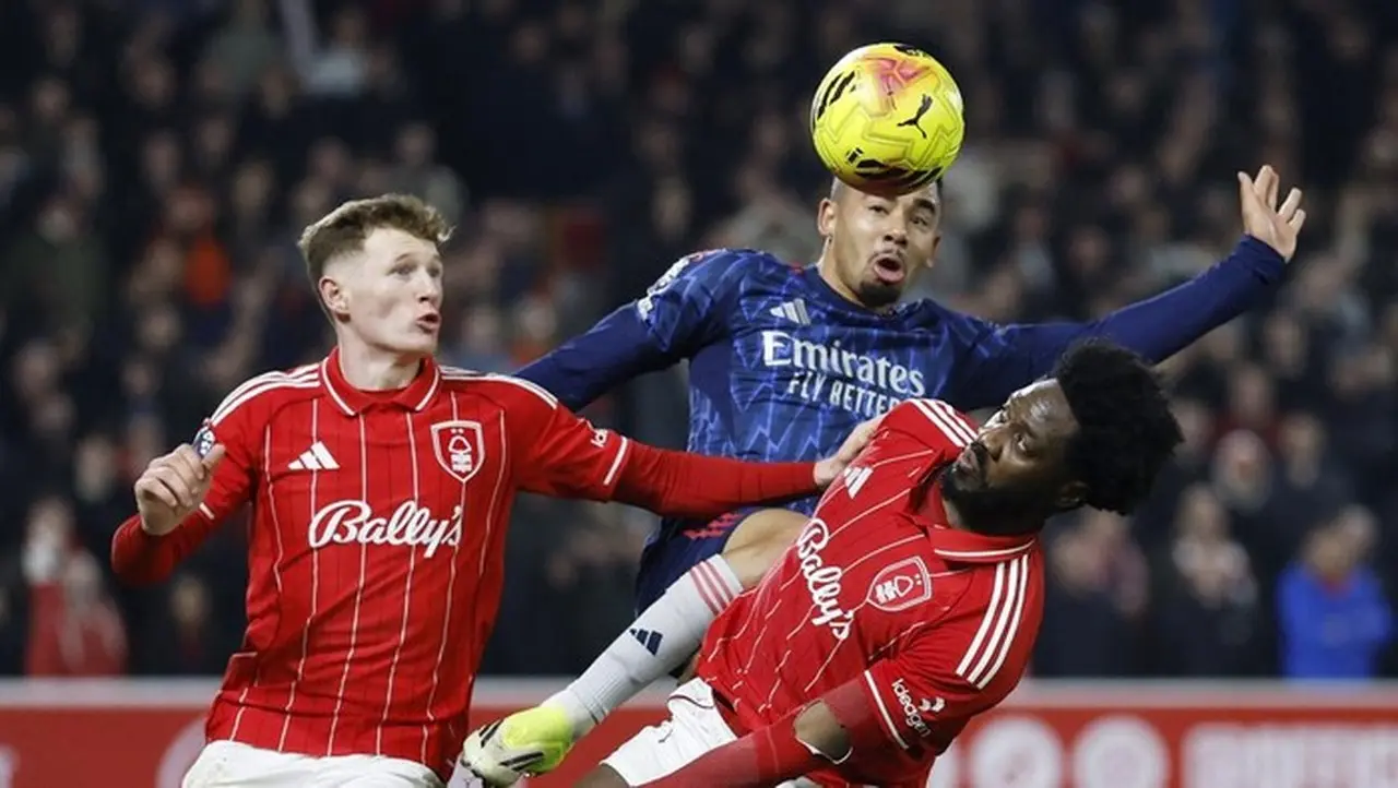 Arsenal Ditahan Nottingham Forest, Arteta dan Dyche Bersitegang Soal Handball Ola Aina Arsenal Ditahan Nottingham Forest, Arteta dan Dyche Bersitegang Soal Handball Ola Aina