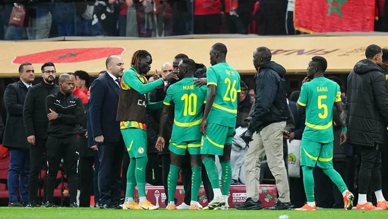 Aksi Walk Out Senegal di Final Piala Afrika 2025 Berpotensi Berujung Sanksi Berat Aksi Walk Out Senegal di Final Piala Afrika 2025 Berpotensi Berujung Sanksi Berat