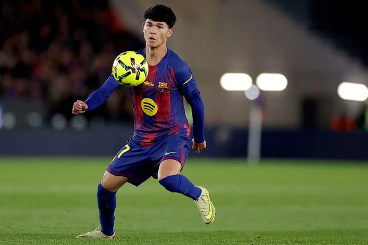 Dro Fernandez Ingin Hengkang dari Barcelona ke PSG Demi Jam Terbang Lebih Tinggi Dro Fernandez Ingin Hengkang dari Barcelona ke PSG Demi Jam Terbang Lebih Tinggi