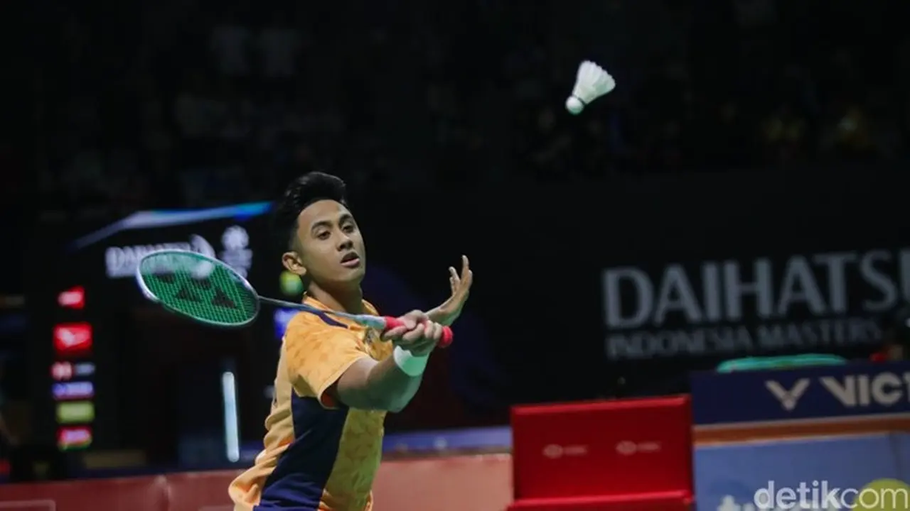 Indonesia Masters 2026: Alwi Farhan Comeback Dramatis ke Perempat Final Indonesia Masters 2026: Alwi Farhan Comeback Dramatis ke Perempat Final