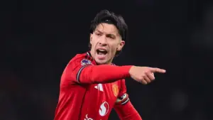 Lisandro Martinez Dikritik Terlalu Personal oleh Legenda MU, Alex Crook Angkat Bicara