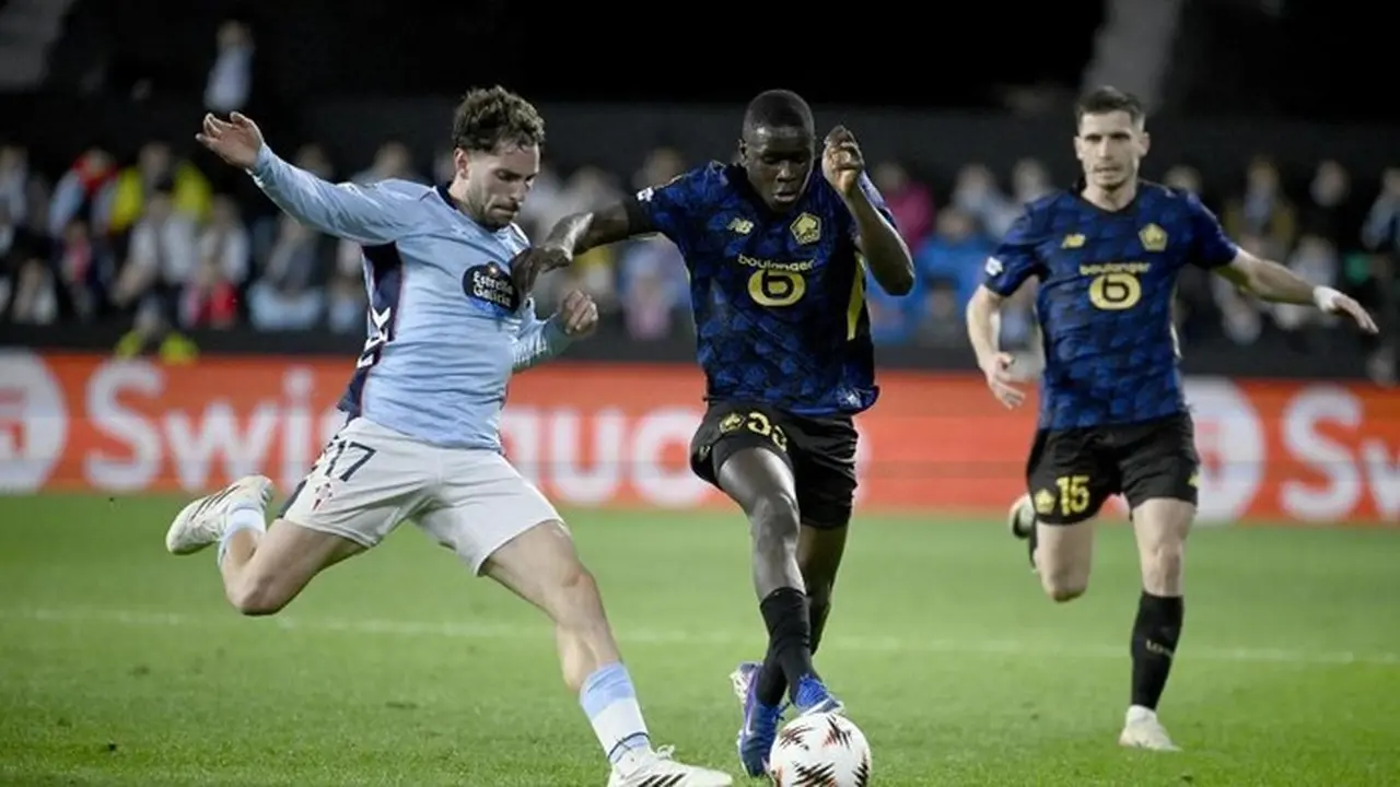 Calvin Verdonk di Bangku Cadangan, Lille Kalah 1-2 dari Celta Vigo di Liga Europa Calvin Verdonk di Bangku Cadangan, Lille Kalah 1-2 dari Celta Vigo di Liga Europa