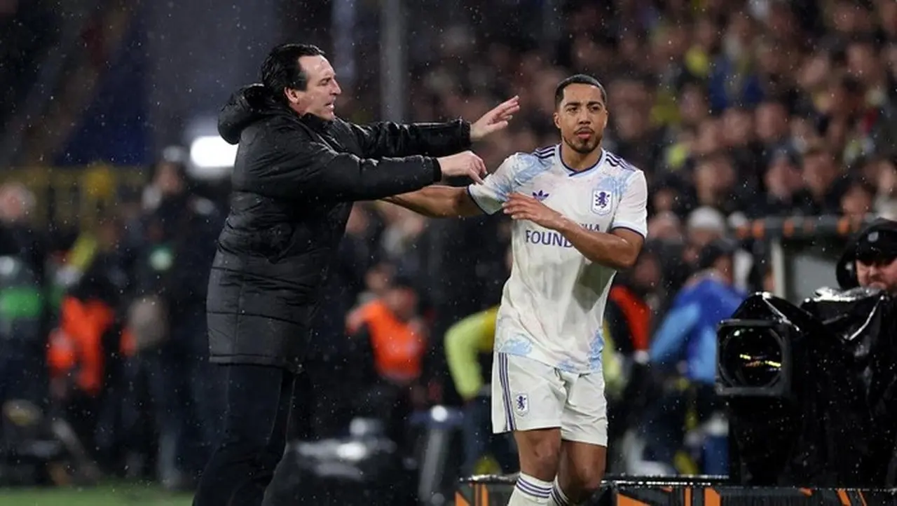 Unai Emery dan Youri Tielemans Adu Mulut di Pinggir Lapangan Usai Aston Villa Raih Kemenangan Unai Emery dan Youri Tielemans Adu Mulut di Pinggir Lapangan Usai Aston Villa Raih Kemenangan