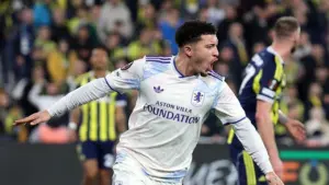 Jadon Sancho Cetak Gol Langka di Eropa, Aston Villa Lolos ke 16 Besar Liga Europa