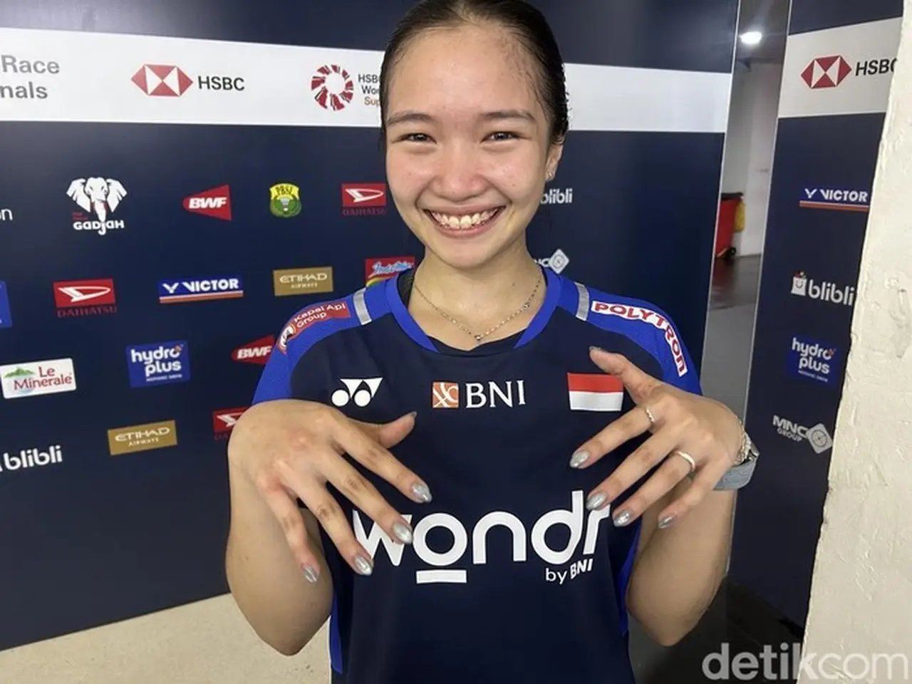 Rachel Allessya Rose: Kuku Berbintang Jadi Apresiasi untuk Ayah di Indonesia Masters 2026 Rachel Allessya Rose: Kuku Berbintang Jadi Apresiasi untuk Ayah di Indonesia Masters 2026