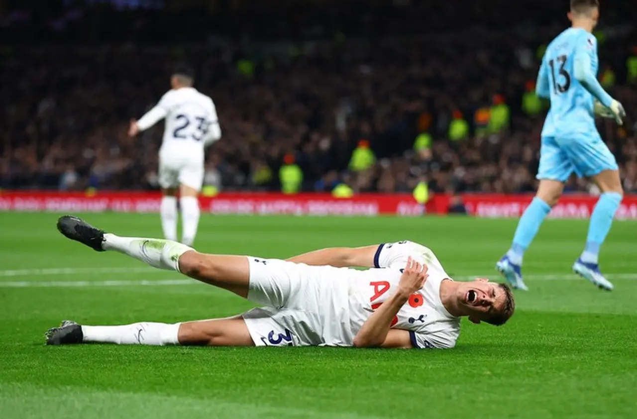 Arsenal, Tottenham, dan Chelsea Jadi Tim Liga Inggris Paling Rentan Cedera Pemain Arsenal, Tottenham, dan Chelsea Jadi Tim Liga Inggris Paling Rentan Cedera Pemain