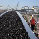 Saham BUMI dan DEWA, Angkat IHSG Melampaui 8.700 di Awal 2026