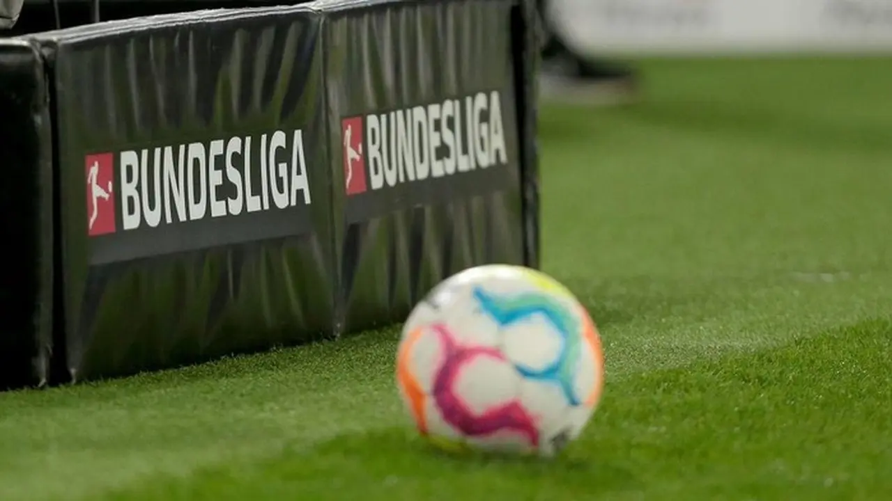 Imbang 1-1 Kontra Werder Bremen, Borussia Moenchengladbach Kehilangan Kevin Diks Akibat Cedera Imbang 1-1 Kontra Werder Bremen, Borussia Moenchengladbach Kehilangan Kevin Diks Akibat Cedera