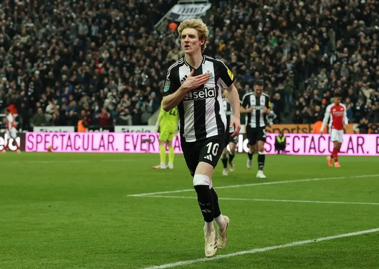 Manchester United Bidik Anthony Gordon, Newcastle Terancam Jual Jika Gagal Liga Champions Manchester United Bidik Anthony Gordon, Newcastle Terancam Jual Jika Gagal Liga Champions