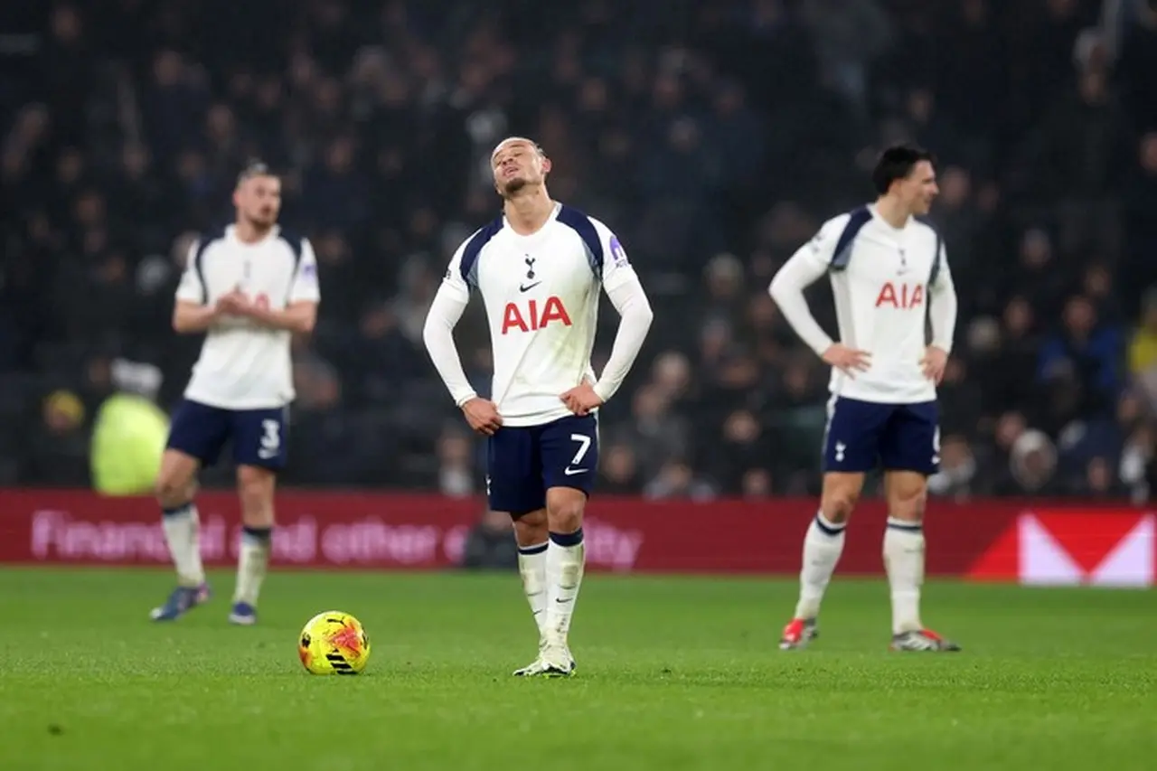 Tottenham Hotspur di Ambang Degradasi, 15 Pemain Kunci Terancam Hengkang Tottenham Hotspur di Ambang Degradasi, 15 Pemain Kunci Terancam Hengkang